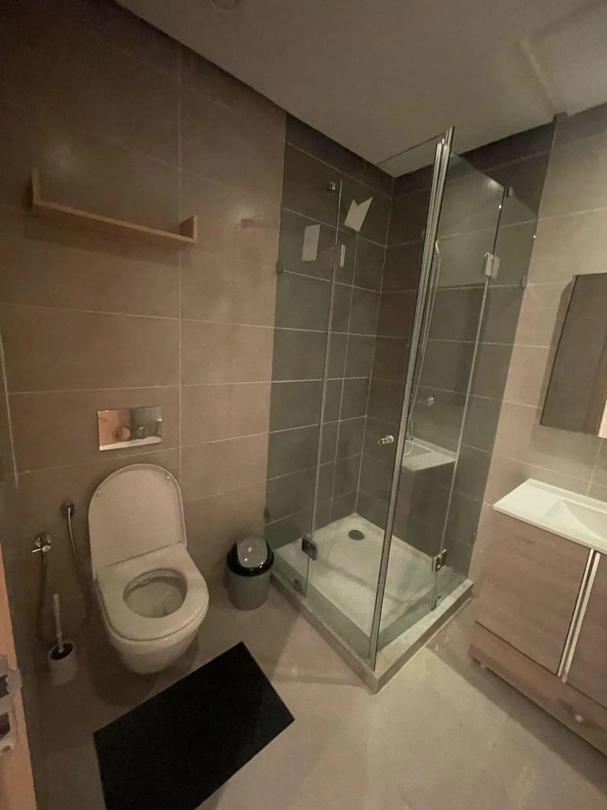 Malaga — deuxième salle de bain avec douche à l'italienne