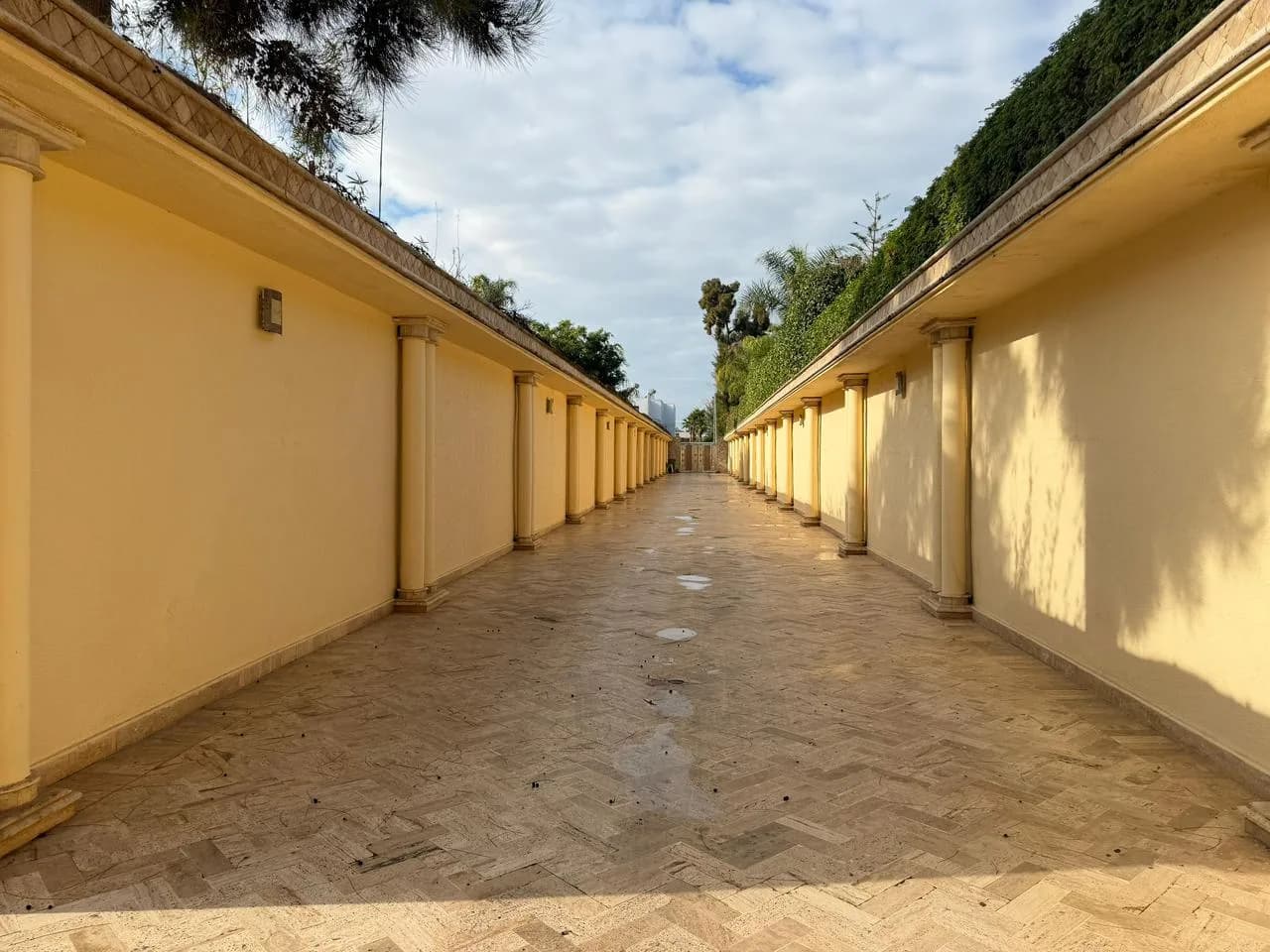 Villa Nova — entrée et accueil